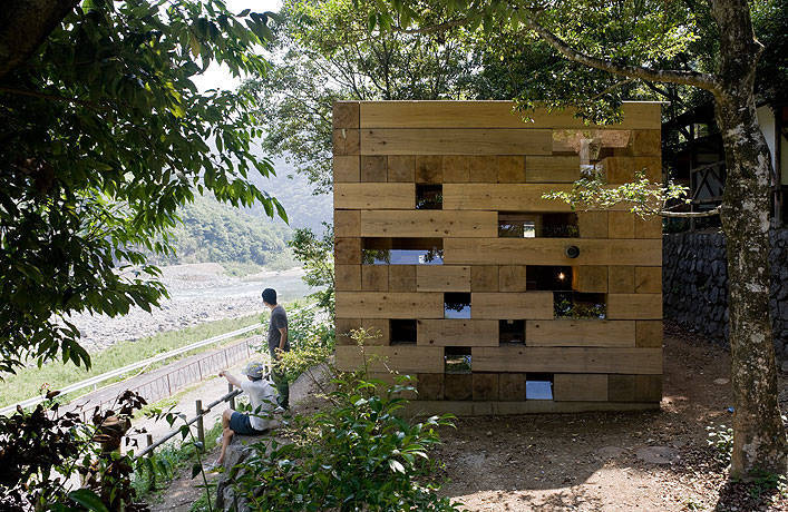Konstrukcja drewniana Cube